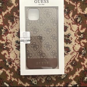 GUESS iPhone 11 Pro Max Case